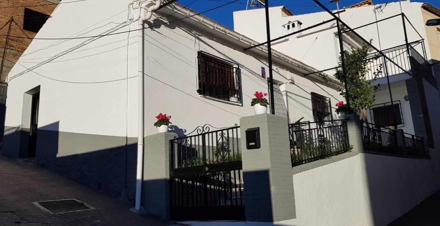 Casa Rural Maria Pinos Genil Exterior photo